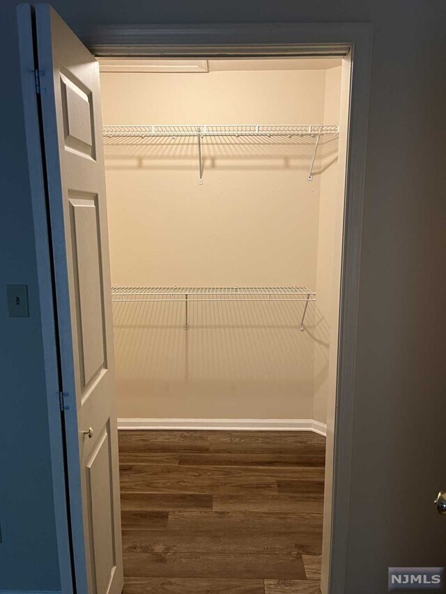 6 Vernon Ct, Waldwick, NJ 07463 Condo for Rent in Waldwick, NJ