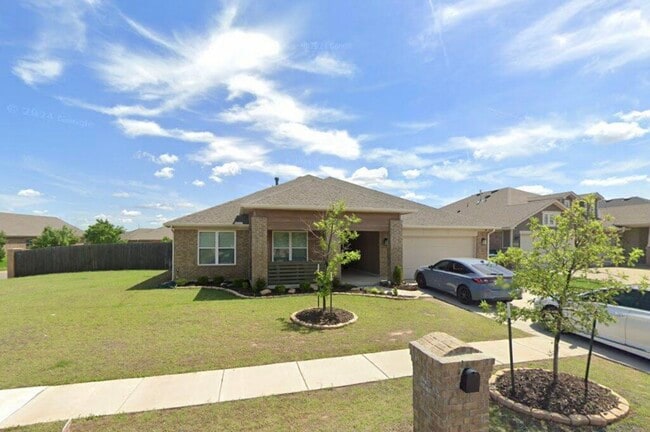Building Photo - 18808 Bajo Dr
