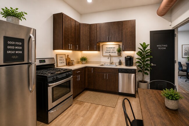 Building Photo - HUGE 1 Bedroom Apartment in Wicker Park