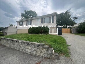 Building Photo - 5405 Starkey Rd