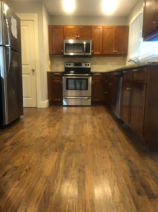 Foto del edificio - 3 Bed, 2 Bath Home Near Atlanta