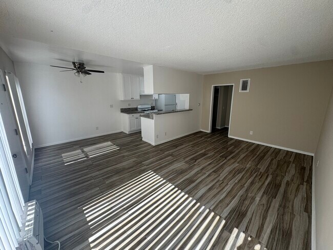 Foto del edificio - 5545 Carlton Way