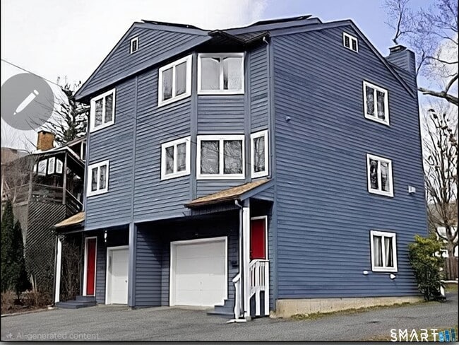 Building Photo - 19 Wadhams Ave