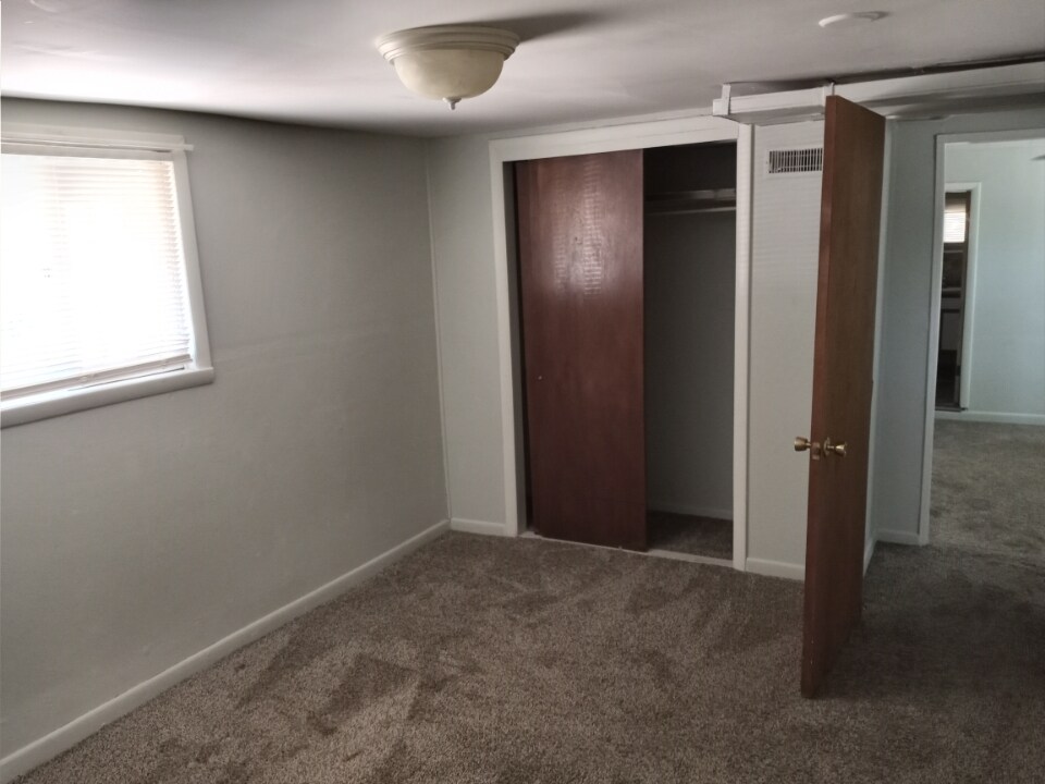 2121 Smelter Ave NE, Black Eagle, MT 59414 House Rental in Black