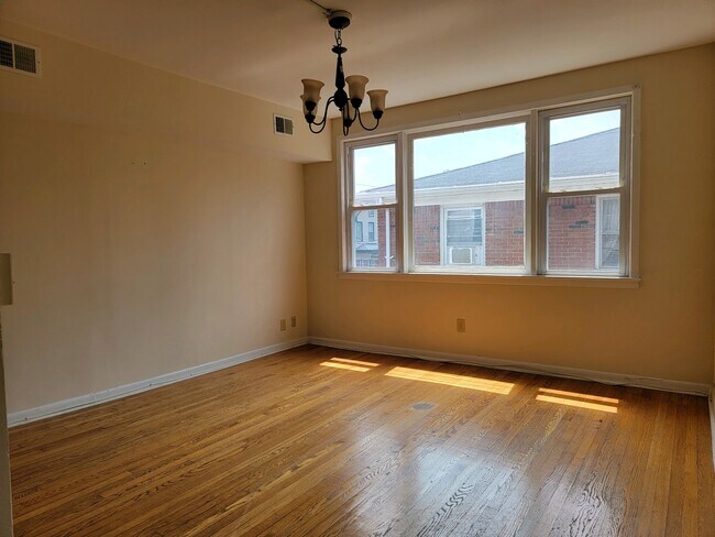 Foto del edificio - 109 Ely St