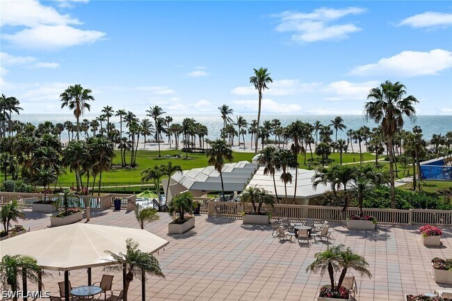 Building Photo - 4031 Gulf Shore Blvd N