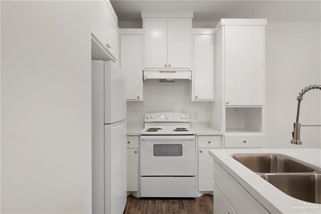 Foto del edificio - 2323 N Vly Cir