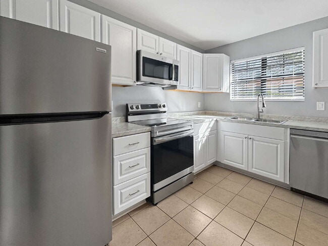 Photo - Recently Renovated Condo in Lake Lanier Community