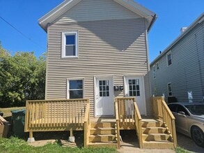 Building Photo - 248 Anderson Ave