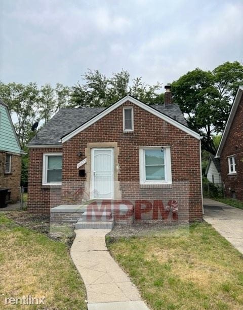 Primary Photo - 3 br, 1 bath House - 18677 Strasburg St