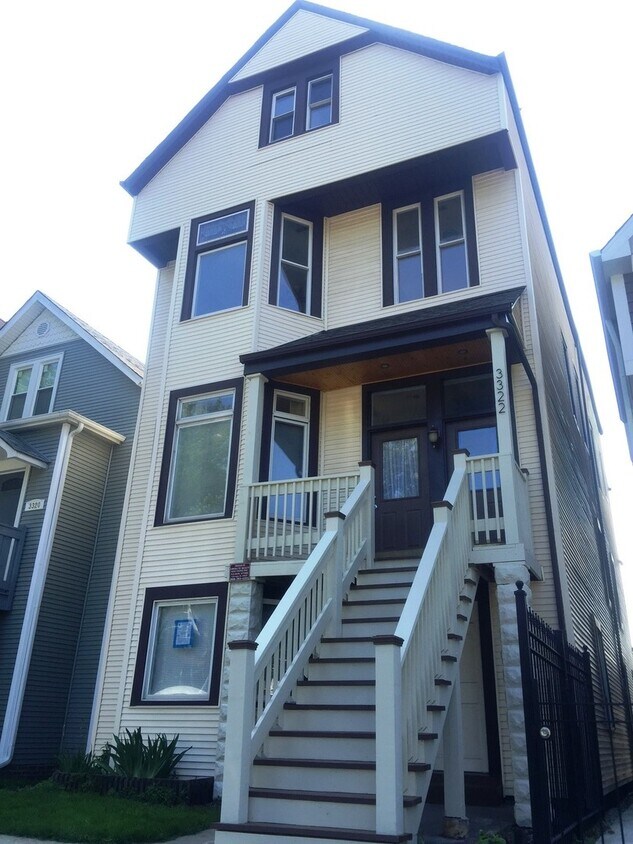 Foto principal - 3322 N Troy St