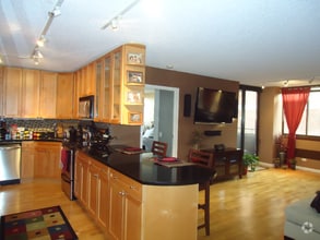 Building Photo - 2800 N Orchard St