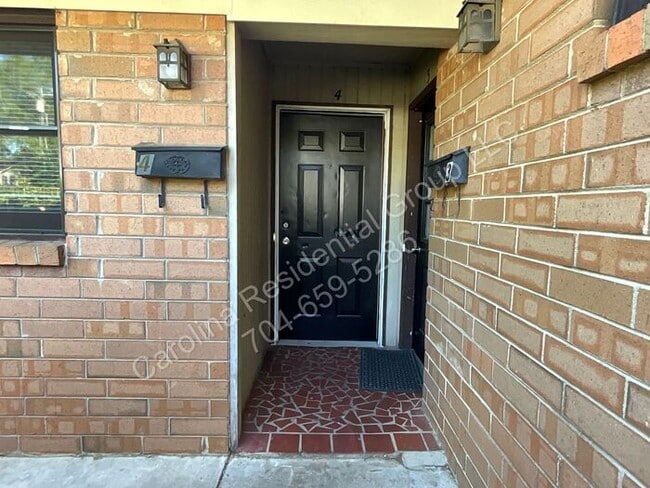 Foto del edificio - 322 E Sumter St