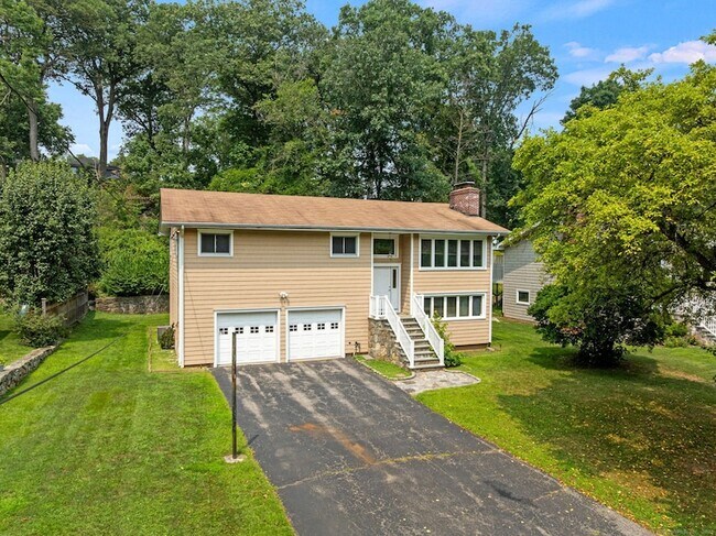 Foto del edificio - 37 Windsor Ln
