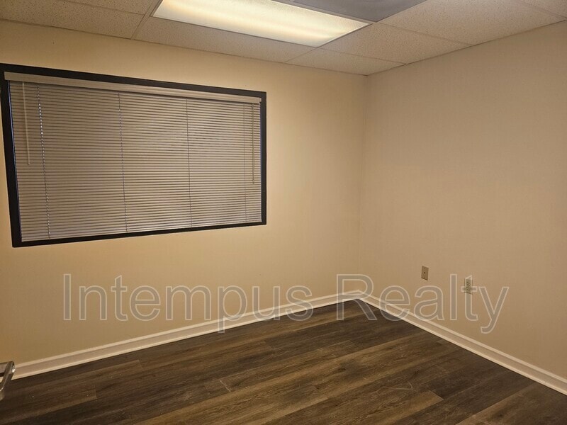 Building Photo - 6515 Clinton Hwy