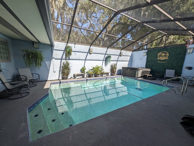 Foto del edificio - 712 Dorado Ct