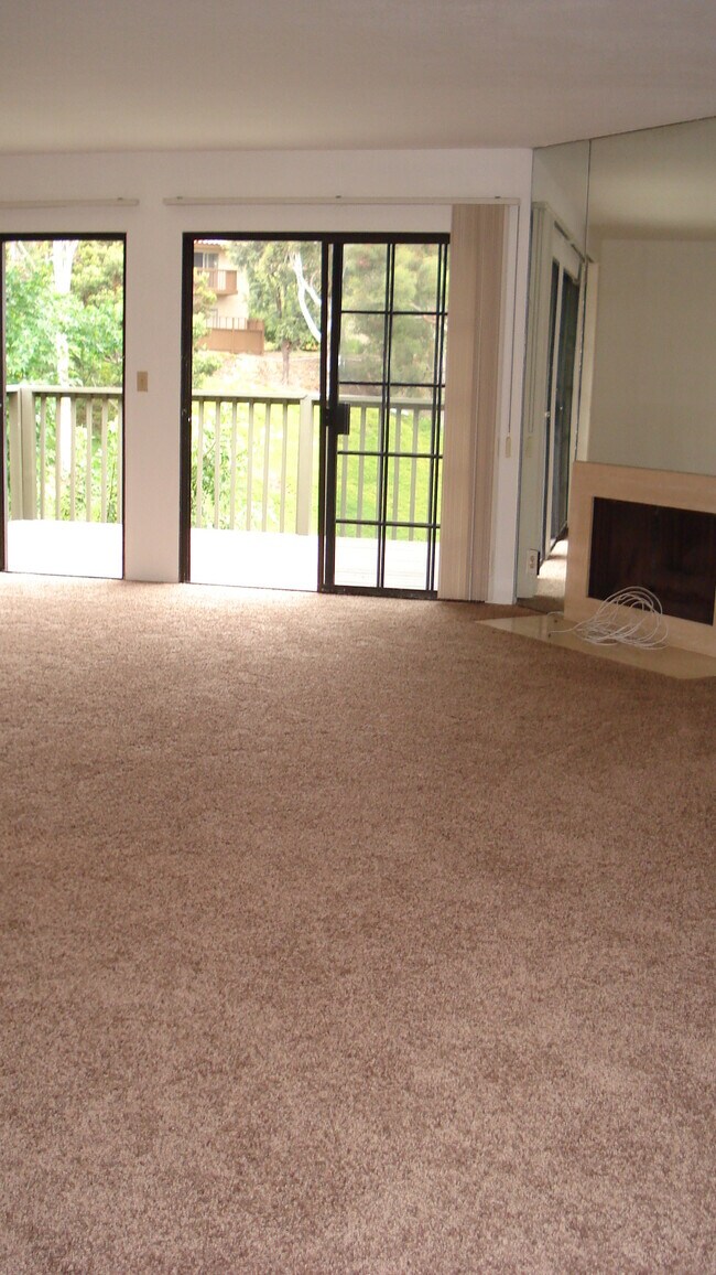 Living Room - 6972 Camino Amero