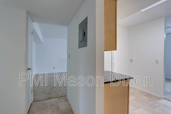 Foto del edificio - 6043 Majors Ln