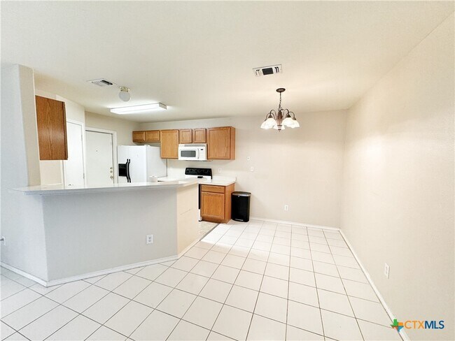 Building Photo - 2742 FM1044