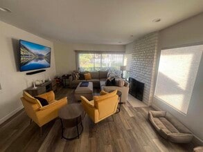 Building Photo - 7061 Estrella De Mar Rd