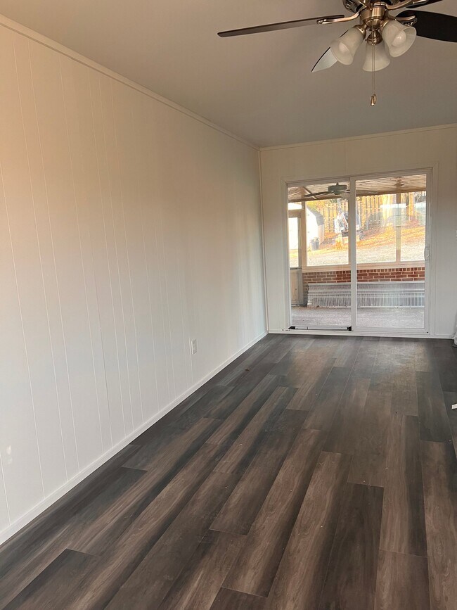 Foto del edificio - 924 Claiborne Ave