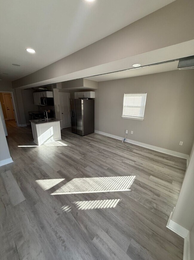 Foto del edificio - Beautifully Remodeled 3 Bedroom, 3 Bath Home for Rent!