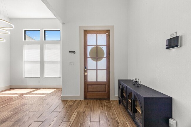 Foto del edificio - 12370 W University Blvd