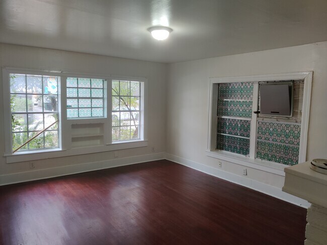 Foto del edificio - 2427 Hazard St