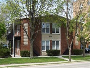 Se desea una habitación tipo estudio para un arrendatario. Edificio para no fumadores, cerca de Skokie Swift (línea amarilla) y Westfield - 5020 Church St