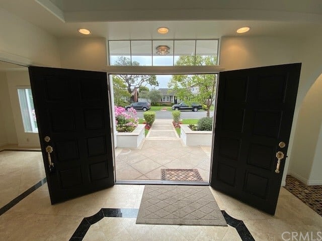 Building Photo - 405 El Modena Ave