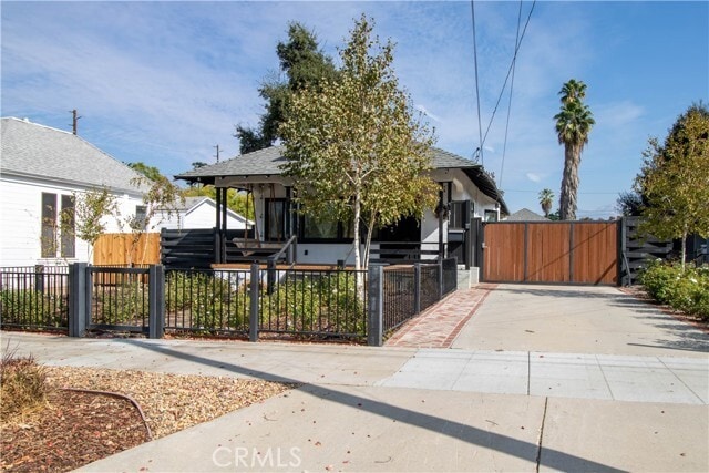 Primary Photo - 317 Alvarado St