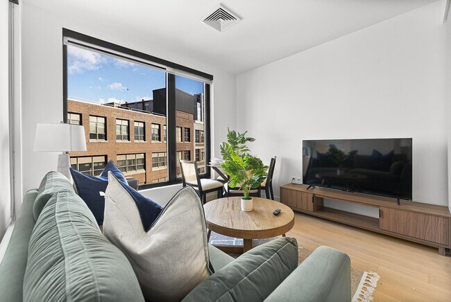 Building Photo - 35 W 2nd St