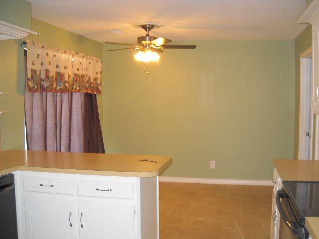 Building Photo - 7625 John Carroll Dr