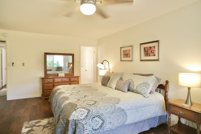 Building Photo - 2 Bedroom Furnished Home in Fountain of Th...