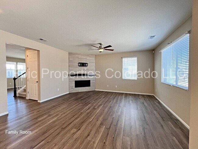 Foto del edificio - Available June 5, 2026! Gorgeous Aurora Highlands 3+ Bed/3Ba house!!