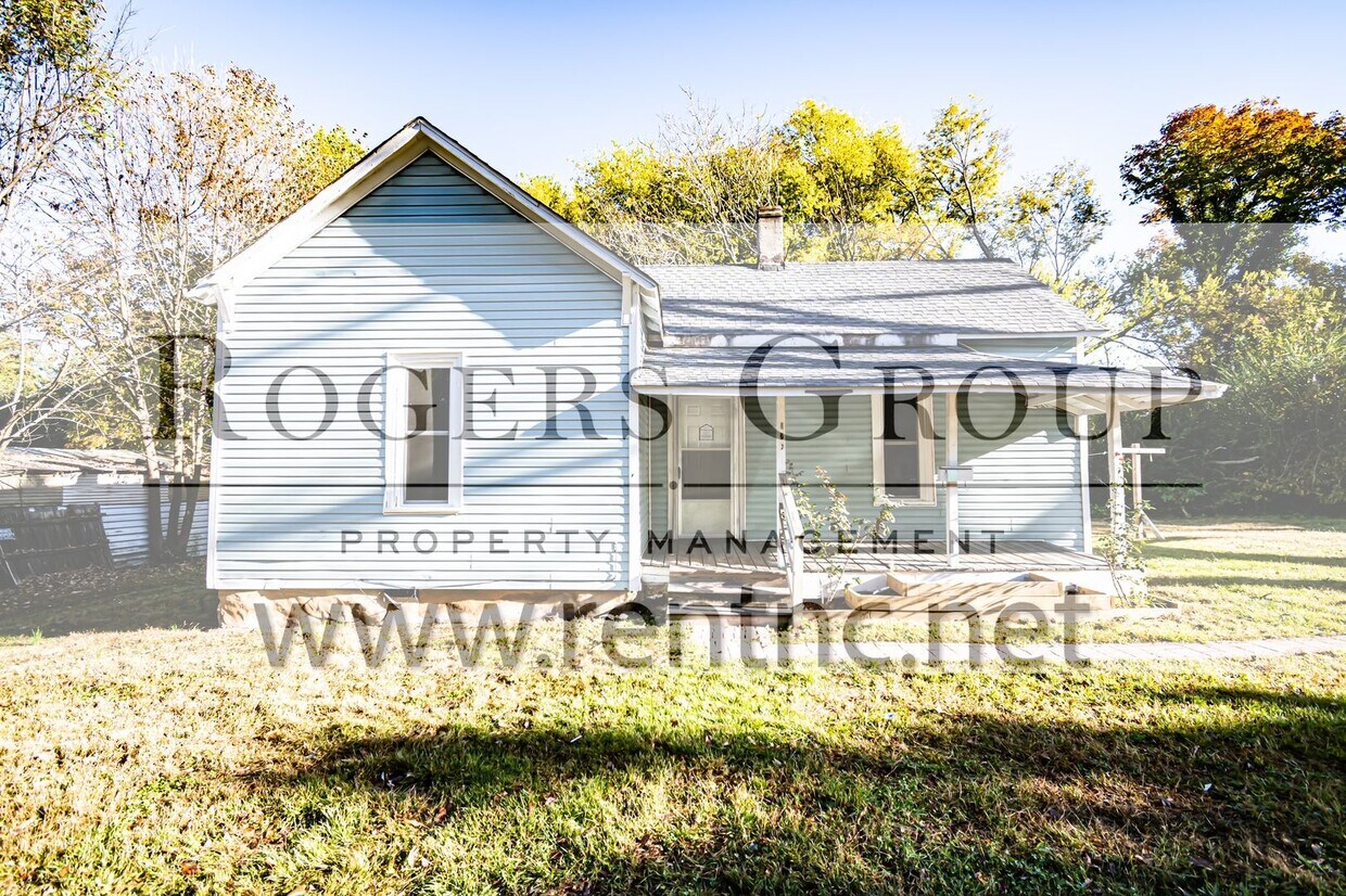 128 Henry St, Henderson, NC 27536 House Rental in Henderson, NC