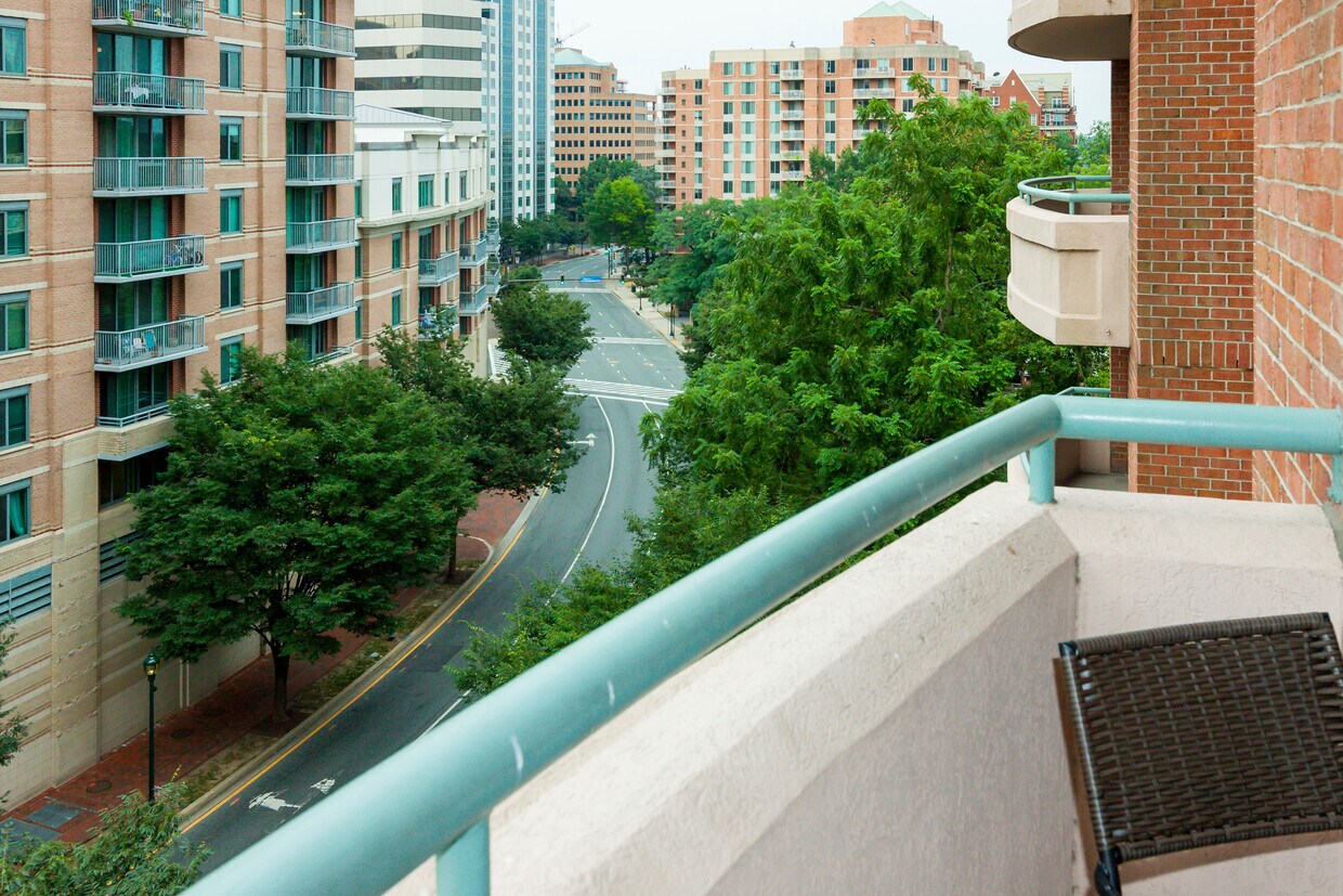 Balcony view - 4808 Moorland Ln
