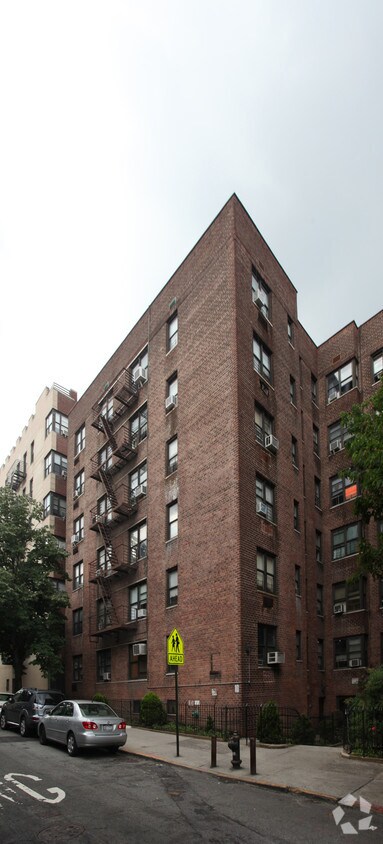 80 - 88 Bennett Ave - 80-88 Bennett Ave