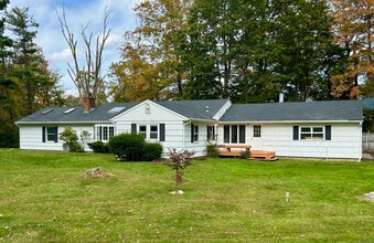 Building Photo - 185 Branchville Rd