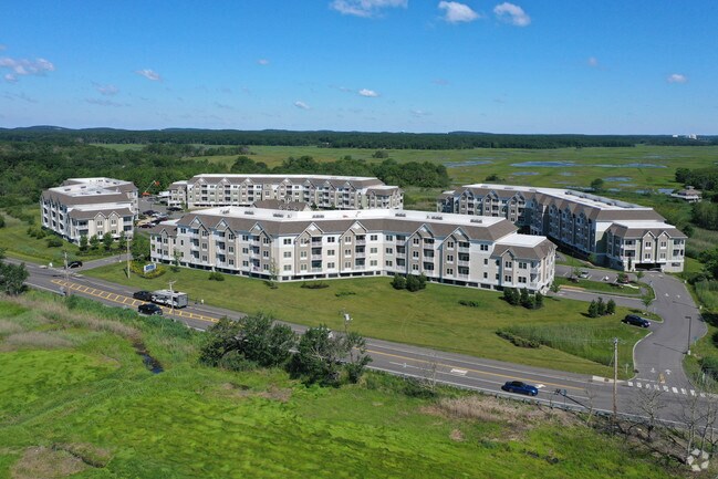 Foto aérea - Tidewater at Salisbury Apartments
