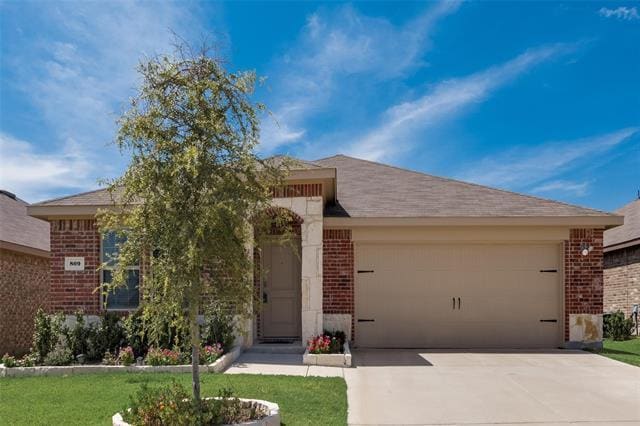 Building Photo - 809 Costlow Ln