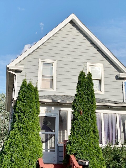 Primary Photo - 444 View St