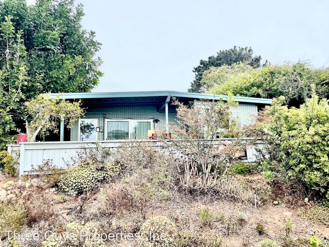 Primary Photo - 3 br, 2 bath House - 4670 Orchard Ave