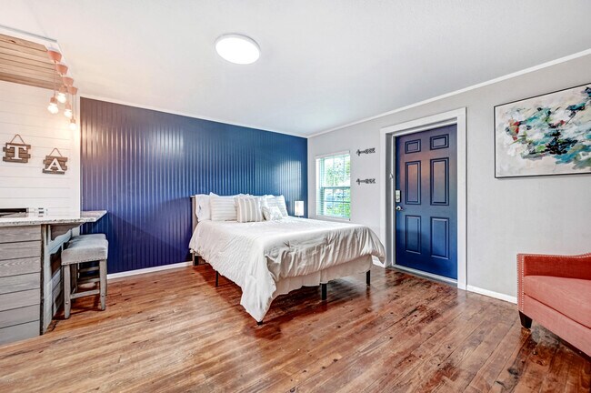Foto del edificio - 1704 Oak St