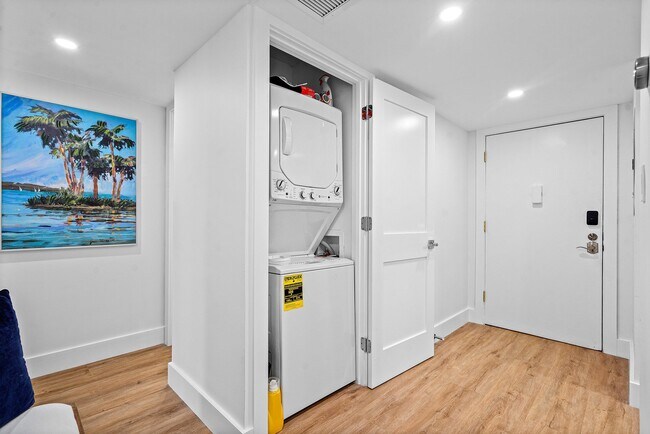 Foto del edificio - 1111 S Ocean Blvd