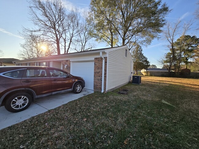 Foto del edificio - 3229 Bruno Dr