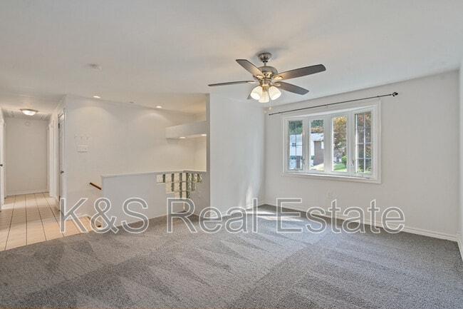 Building Photo - 451 Fielding Dr