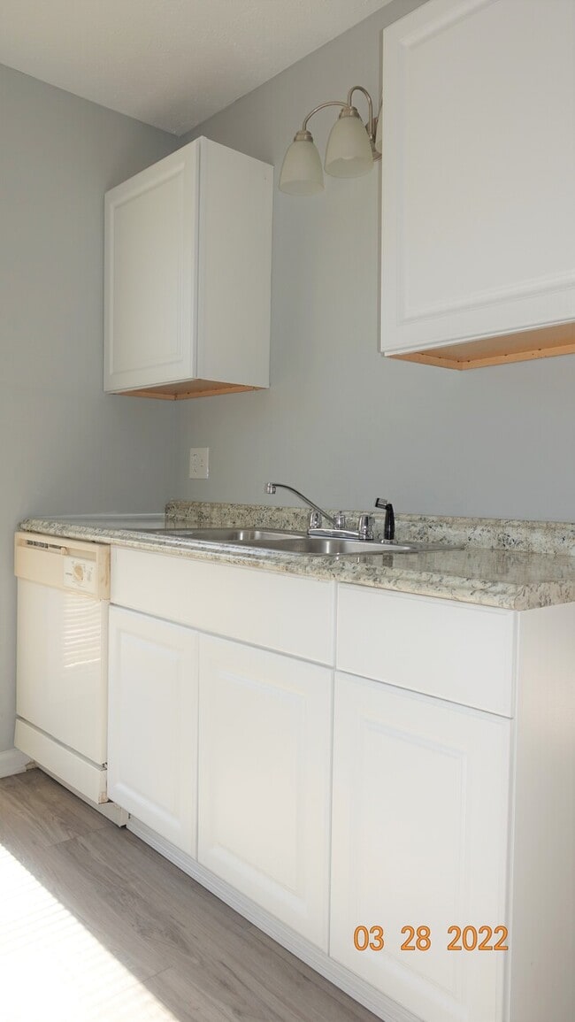 Building Photo - 5725 Aftonshire Dr