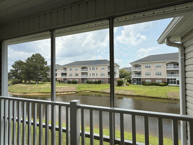 Building Photo - 106 Butkus Dr