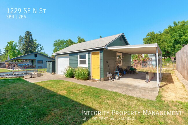 Foto del edificio - 1229 SE N St